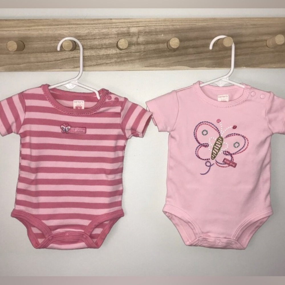 2 Pack Carter’s Onesies